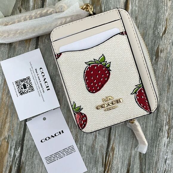 Coach Zip Card Case With Strawberry Print Wallet Bag Purse - Picture 6 of 10